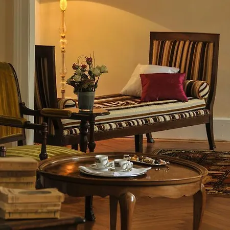 Hotel Logis Restaurant Chateau Bellevue Cazaubon