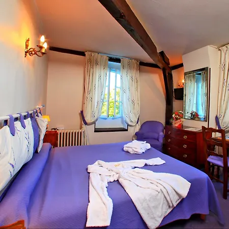 Logis Restaurant Chateau Bellevue Отель Казобон