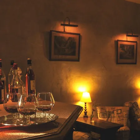 Logis Restaurant Chateau Bellevue فندق 3*