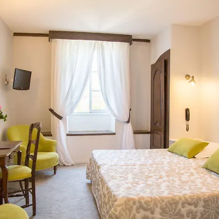 Logis Restaurant Chateau Bellevue 3* Казобон