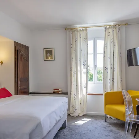 Отель Logis Restaurant Chateau Bellevue 3*
