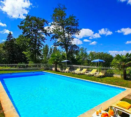 酒店 Logis Restaurant Chateau Bellevue 3*