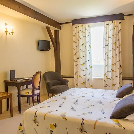 Logis Restaurant Chateau Bellevue فندق 3*