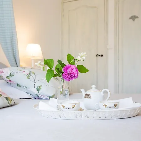 Logis Restaurant Chateau Bellevue فندق