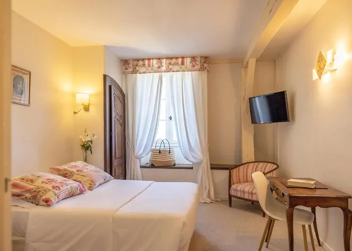 Logis Restaurant Chateau Bellevue Отель